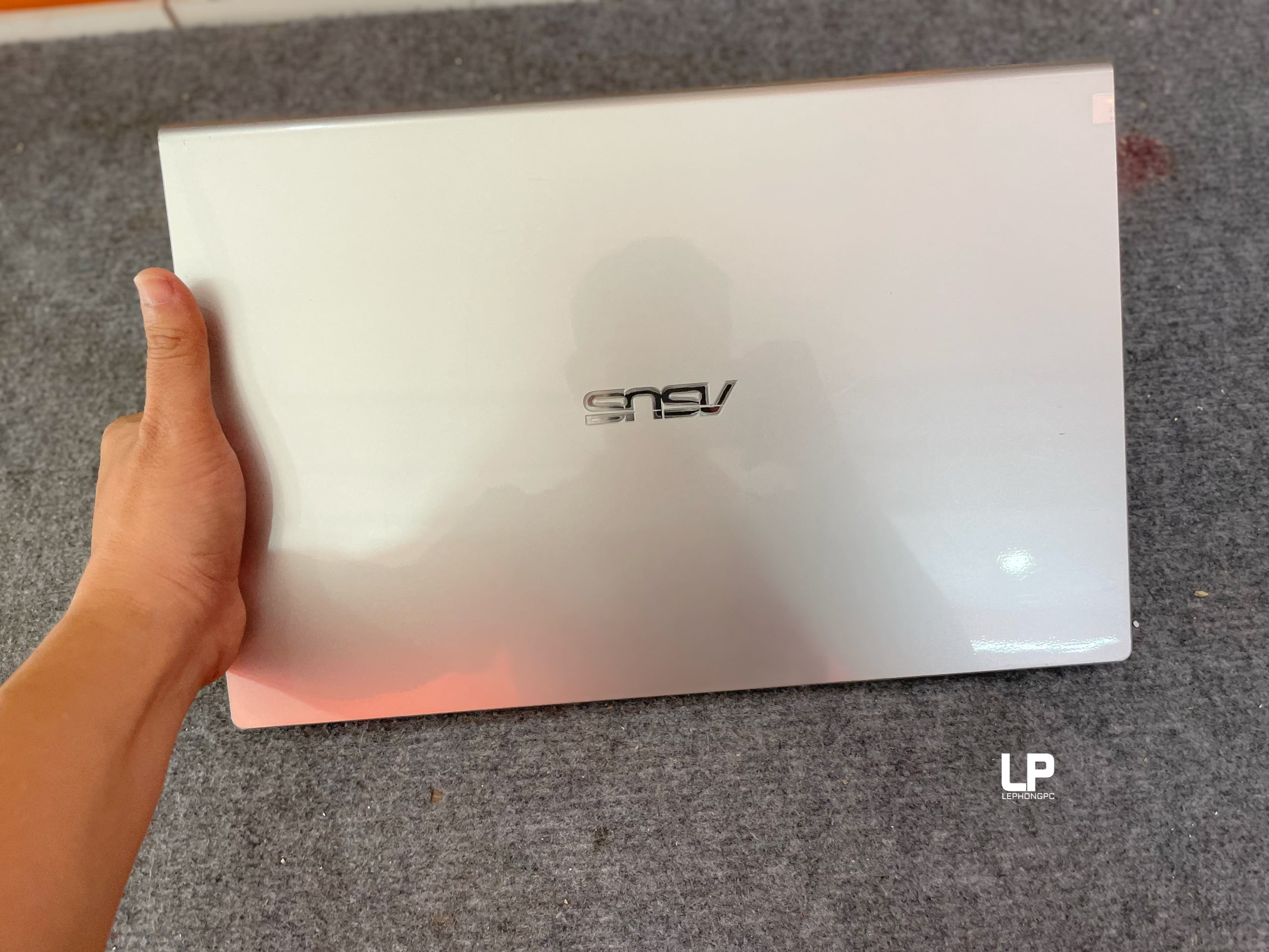 Laptop Asus VivoBook X509FJ EJ133T i7 8565U 3